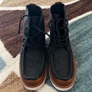 Toms for Men Grey Wool and Leather Chukka Ankle Boots